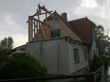 Nov&aacute; Horka s př&iacute;stavbou